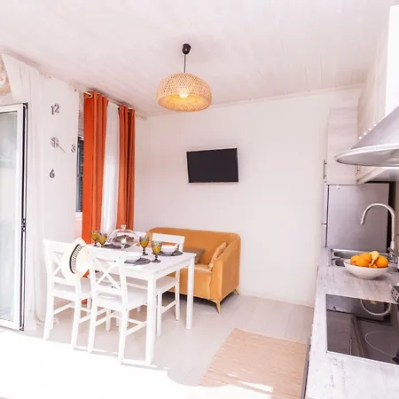 Historico Apartment, Corfu Old Town Apartment *